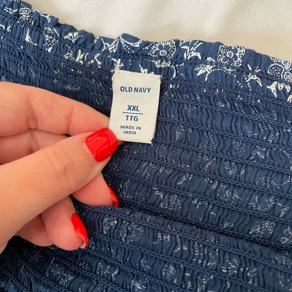 Smocked off the shoulder blue and white blouse - Picture 4 of 7